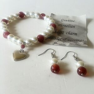 Genuine Carnelian & pearl stretch bracelet & earrings set, NWT